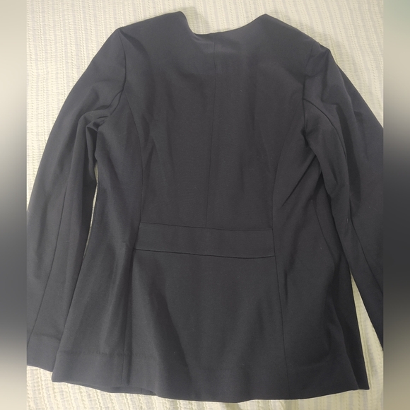 The Limited Flattering Zip Up - Picture 3 of 4